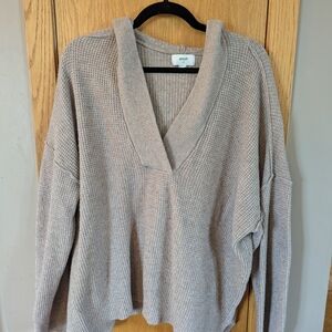 Aerie Cream V-Neck Sweater Relaxed Fit